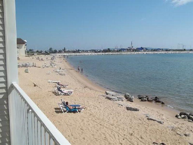 Hamilton Inn Select Beachfront ماكيناو سيتي المظهر الخارجي الصورة