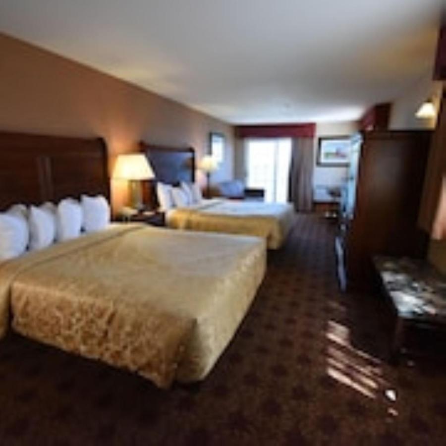 Hamilton Inn Select Beachfront ماكيناو سيتي المظهر الخارجي الصورة