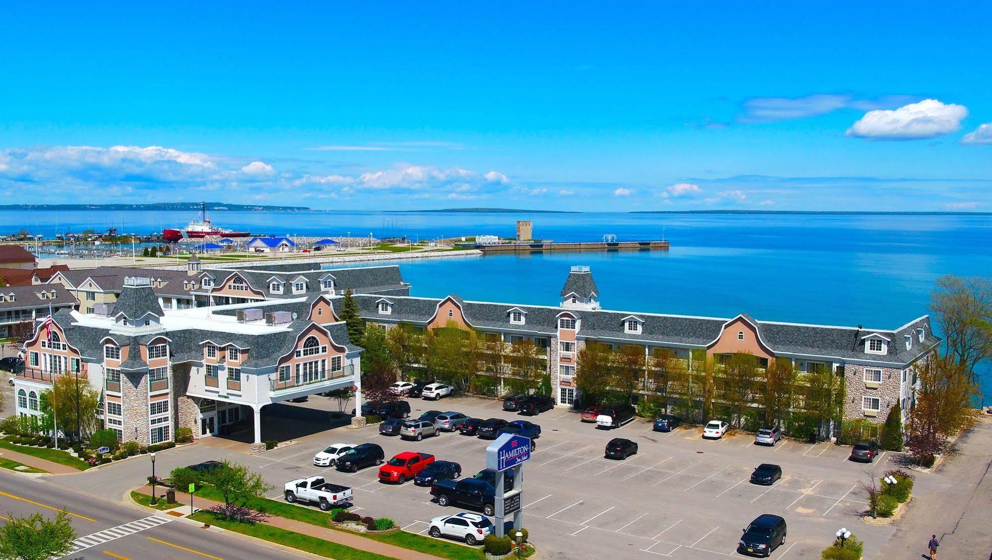 Hamilton Inn Select Beachfront ماكيناو سيتي المظهر الخارجي الصورة